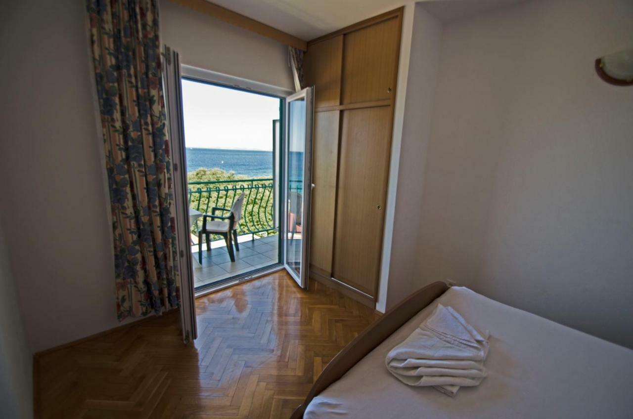 Buntin Apartments Primošten Eksteriør bilde
