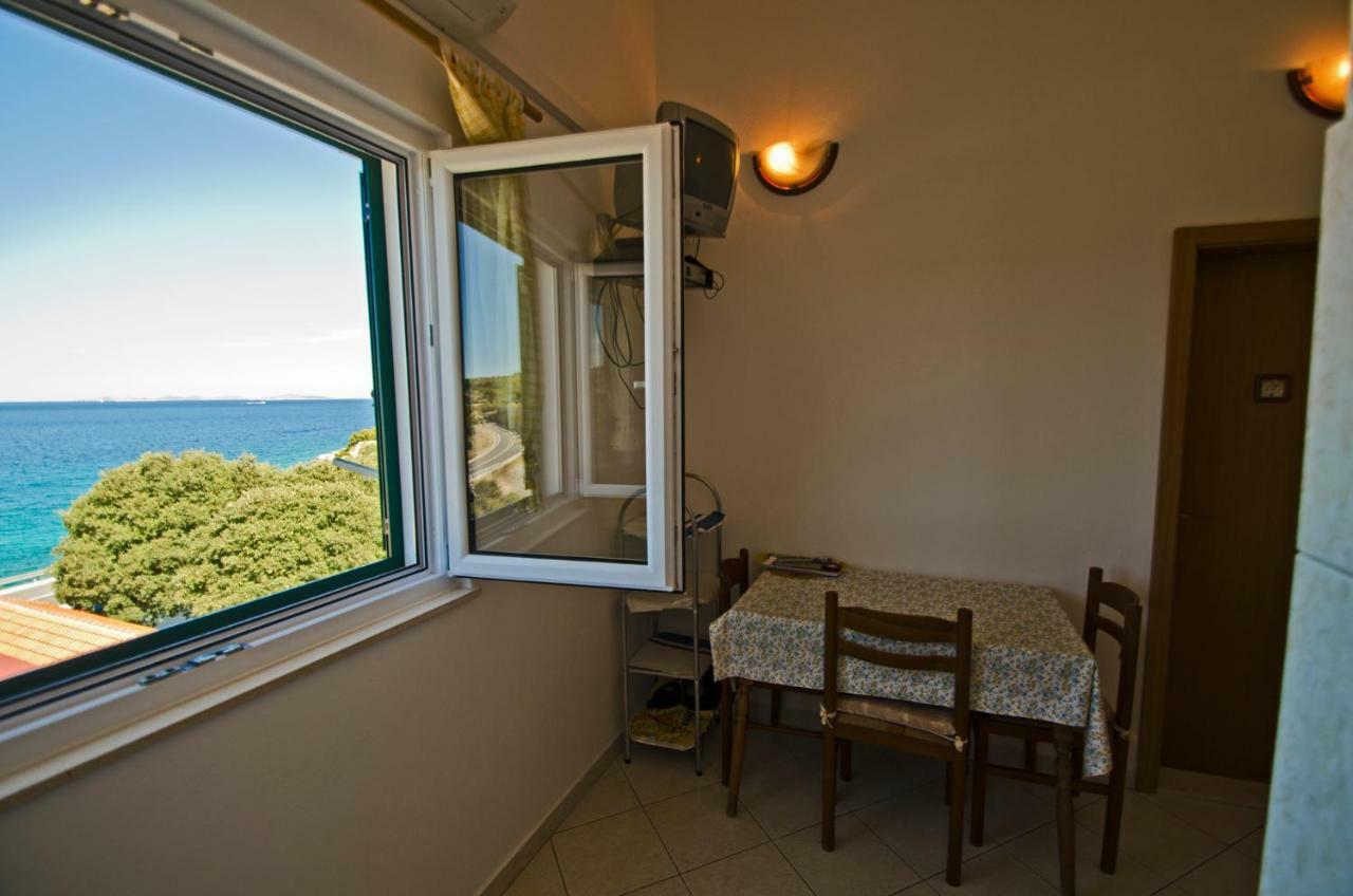 Buntin Apartments Primošten Eksteriør bilde